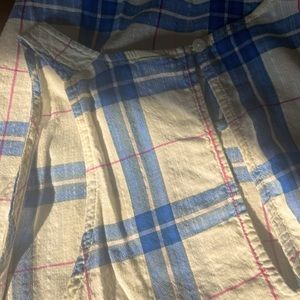 Blue + White Plaid Tank Top 🌓 | Button Back